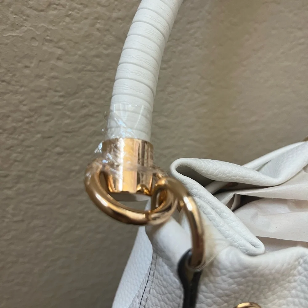 Aldo Berabrinax White Bucket Bag - Picture 4 of 10